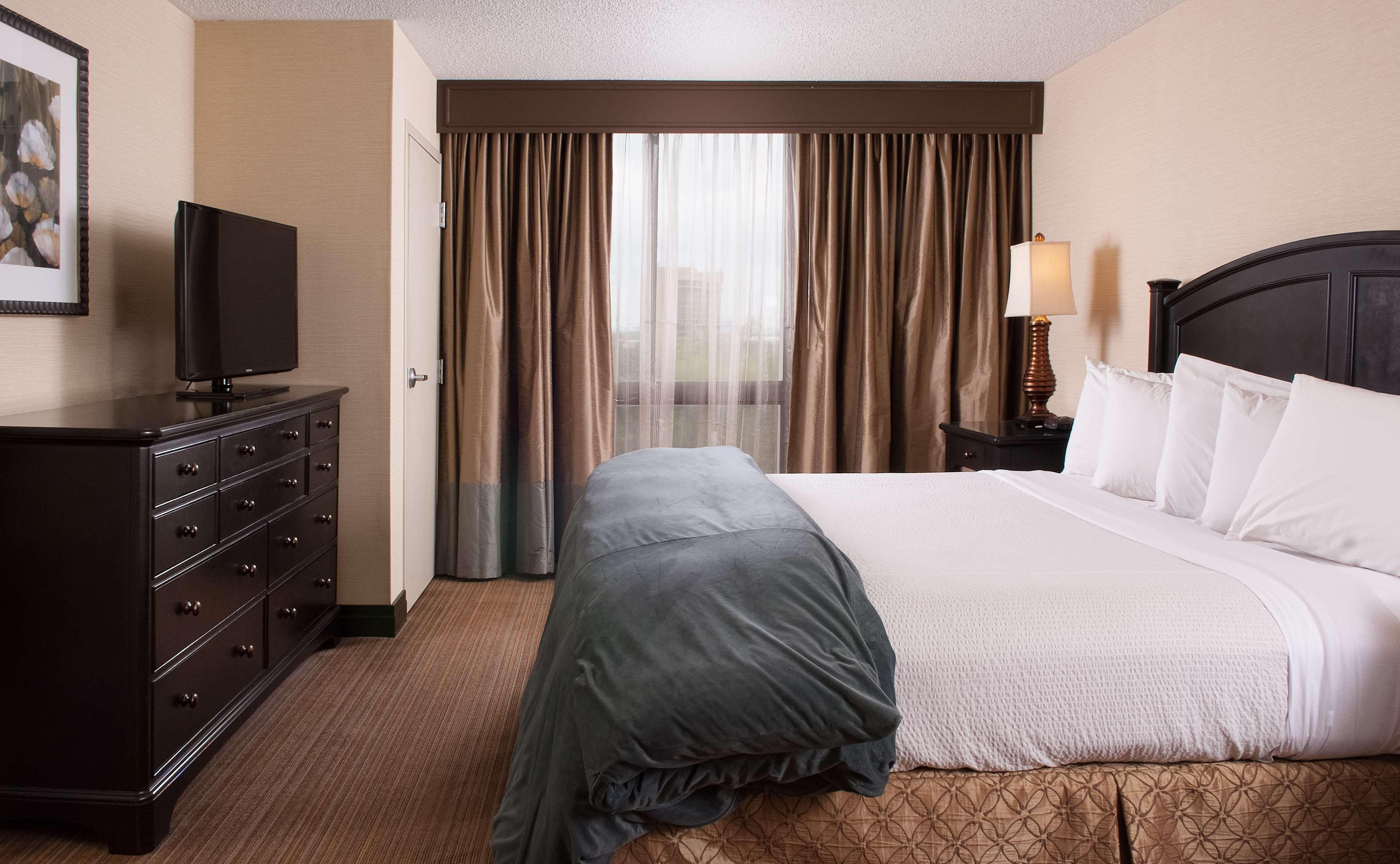 Embassy Suites By Hilton Nashville Airport Exterior foto